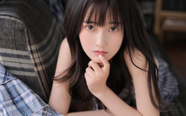 主角是我扮小丑养全村，他们却让我去死的小说 《王强陈默》 全文精彩试读