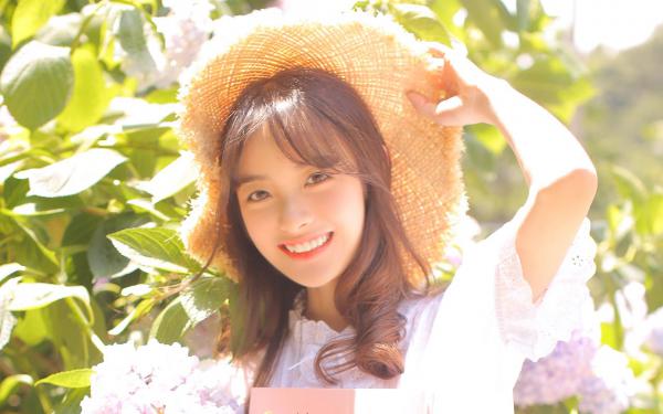 《穿越50年代,我的空间每天刷新物资》小说免费试读 《穿越50年代,我的空间每天刷新物资》最新章节目录