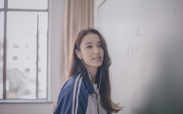 《万界灾星：开局抽到逆命模拟器》小说章节在线试读 凌黯楚逸小说阅读