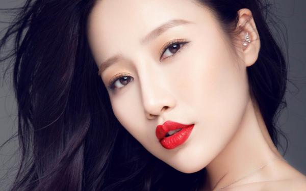 掉马后,厉少他跪下求复合章节目录 白月兮厉封爵全文阅读