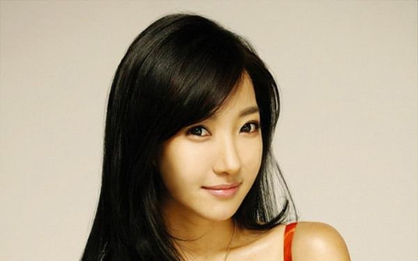 《末日怀孕被异能男友抛弃，殊不知我儿是丧尸王》全文及大结局精彩试读 林曦李越小说